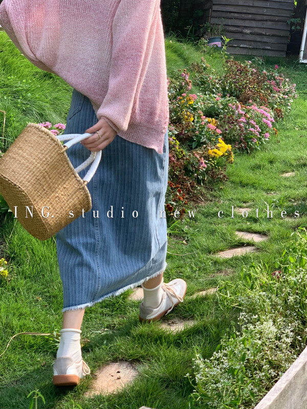 【ING】Vintage vertical striped raw edge slim slit skirt 8011