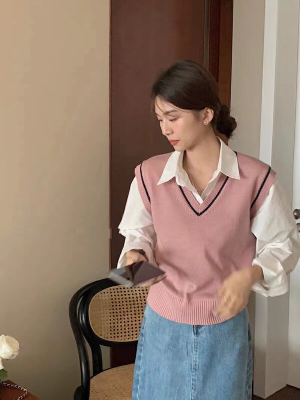 New in early autumn! [Fire Music] V-neck contrast color knitted vest and shoulder all-match Japanese layered vest 1323# WTT