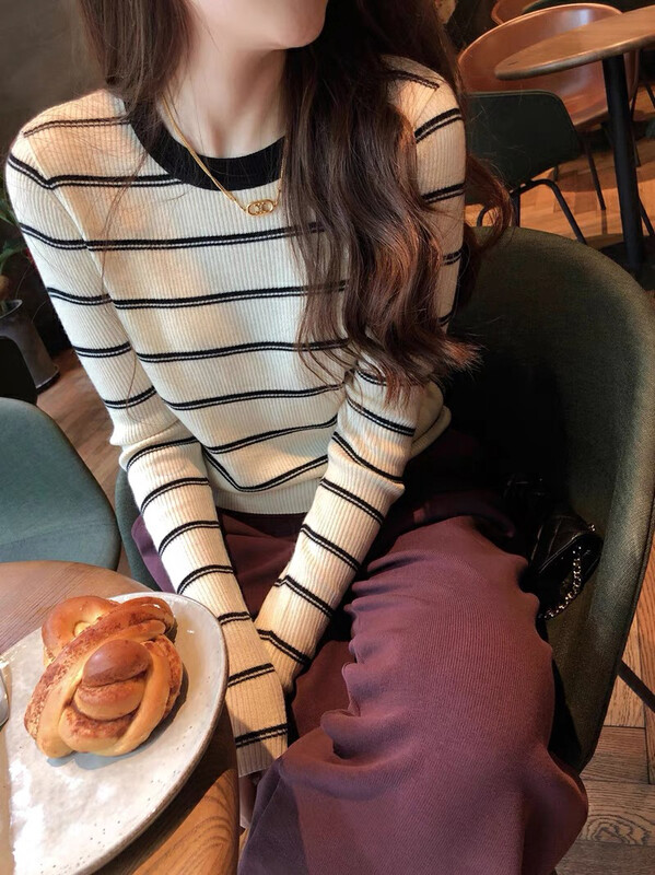 New in autumn! [Fire Music] Korean version of simple temperament striped sweater 7015# WTT