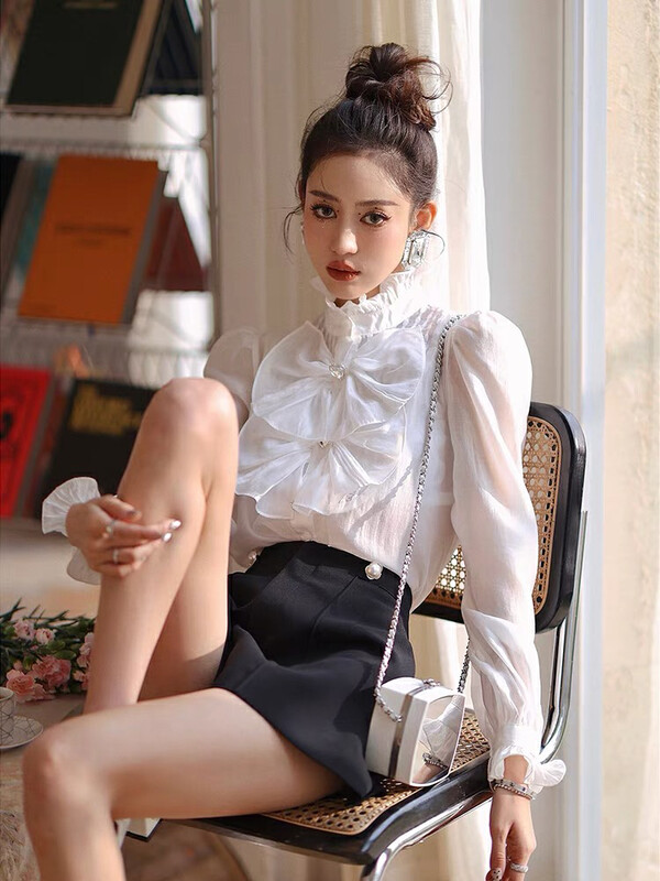 [ALLA EMELIA] Niche Haute Couture Court Style Bow Knot Design White Top Shirt S2216