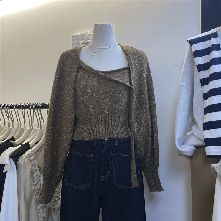 Autumn is new! [SUSAN] Korean simple knitted cardigan + inner camisole suit 91006# LSW