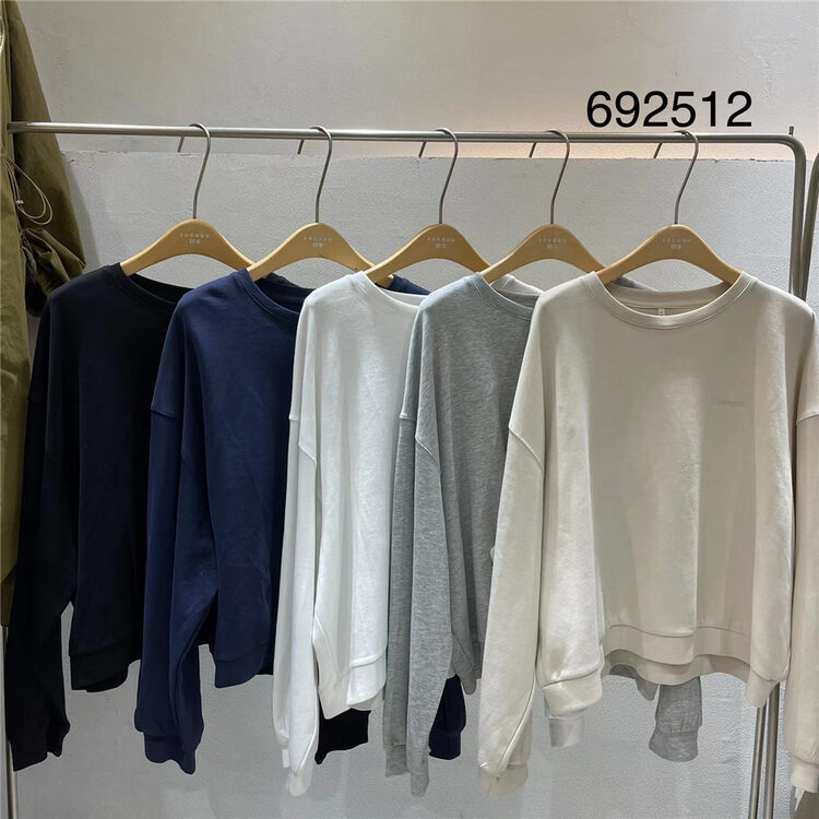New in autumn! [TWENTY printed wood] pullover comfortable all-match long-sleeved T-shirt 692512# L