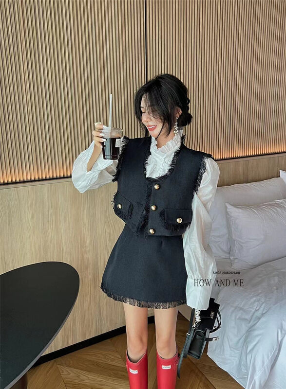New in autumn!【 HOW AND ME Cheng Xi】heavy industry lace collar shirt + short vest + fringed skirt three suits 5109# CQW