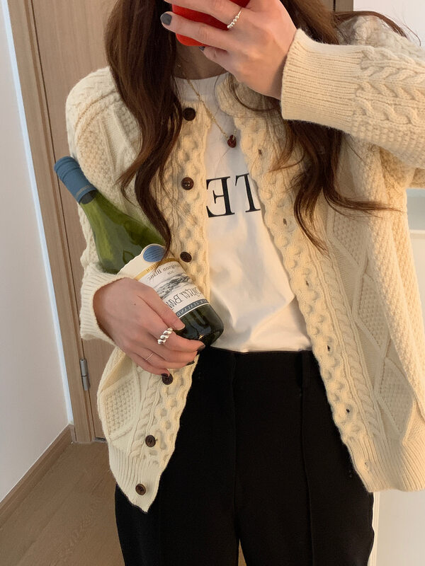 New in autumn!【SUSAN】one-row buttoned round neck twist knitted cardigan 81763# LSW