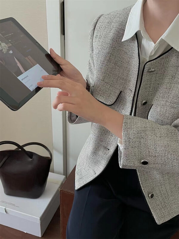 Autumn is new! [FEIDING] Commuter all-match color-cut textured short coat YS3-6657# CLS