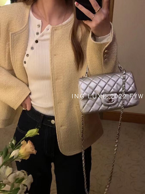 【ING】Oblique button round neck slim fit bottoming sweater ING1-9301