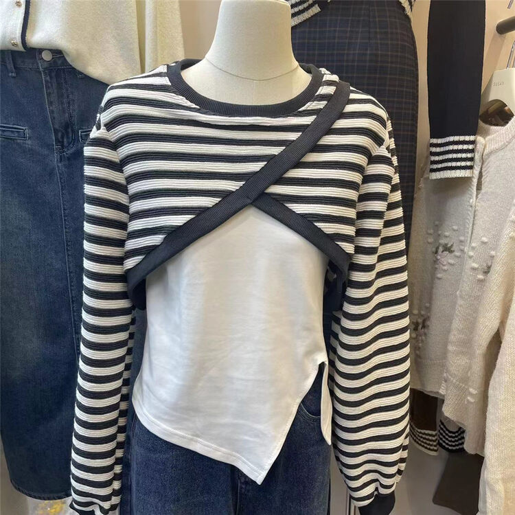 New in autumn! [SUSAN] round neck striped fake two-piece long-sleeved T-shirt 81508# LSW