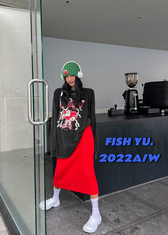 【FISH YU】Retro cartoon print nostalgic washed loose long-sleeved T-shirt 22525
