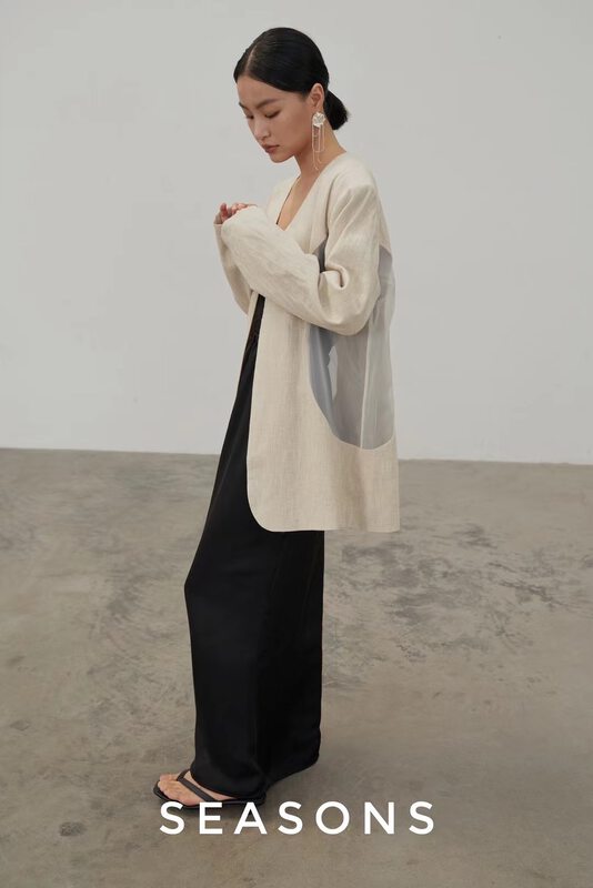 New in early autumn! [SEASONS] stitching fashionable temperament short coat 66119# XYJ