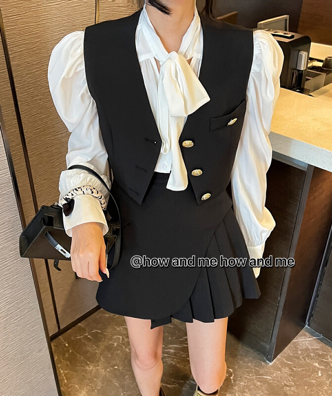 Autumn is new!【 HOW AND ME Cheng Xi】Celebrity lady temperament shirt + design vest + pleated slim skirt suit 5085# CQW