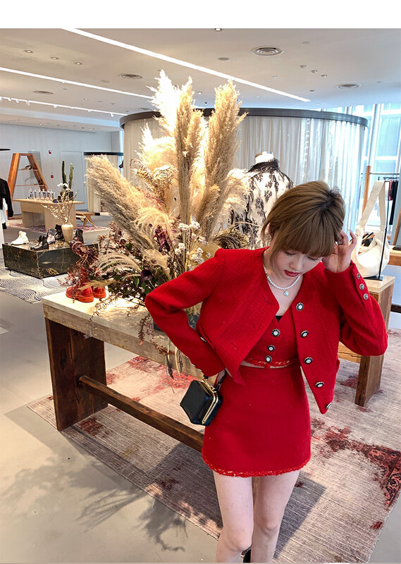 [ALALA EMELIA] Niche Design Haute Couture Small Fragrant Red Lady Top Skirt Suit T2190