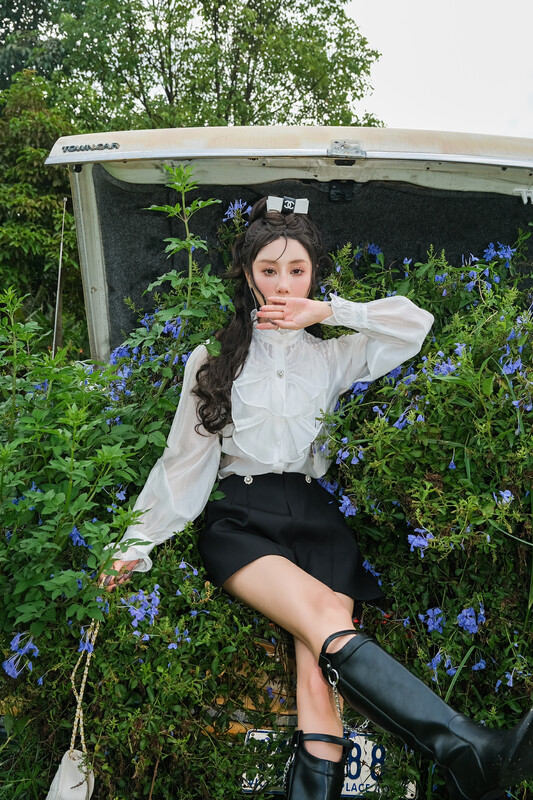 【ALLA EMELIA】Nice high-end style court style bow design white top shirt S2216A