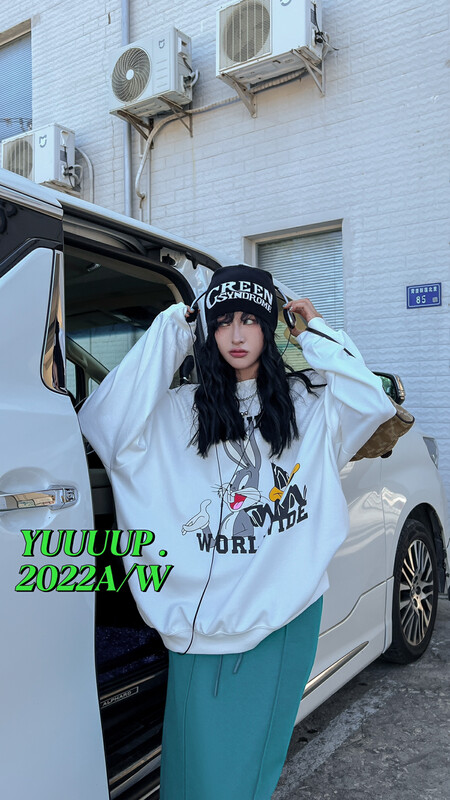 【FISH YU】Cartoon Bugs Bunny Flocking Foam Printing High Quality Twill Sweater 622513