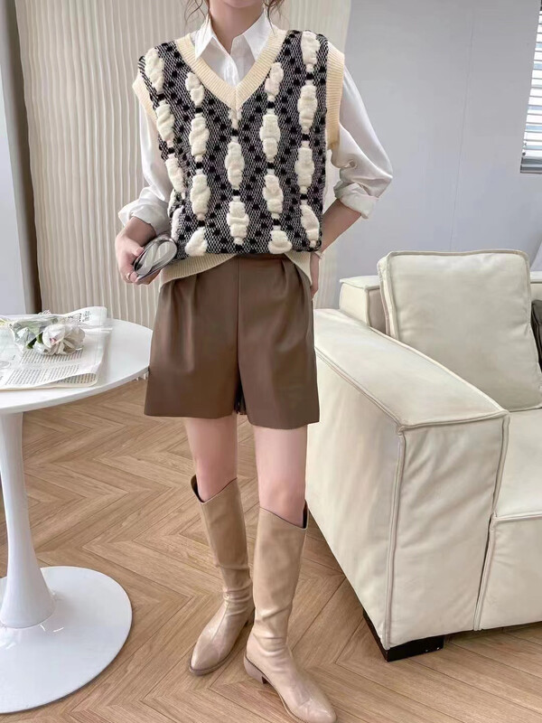 New in autumn! [Fire Music] Retro Hong Kong-style V-neck sleeveless waistcoat and headband loose three-dimensional pattern vest 13369# WTT