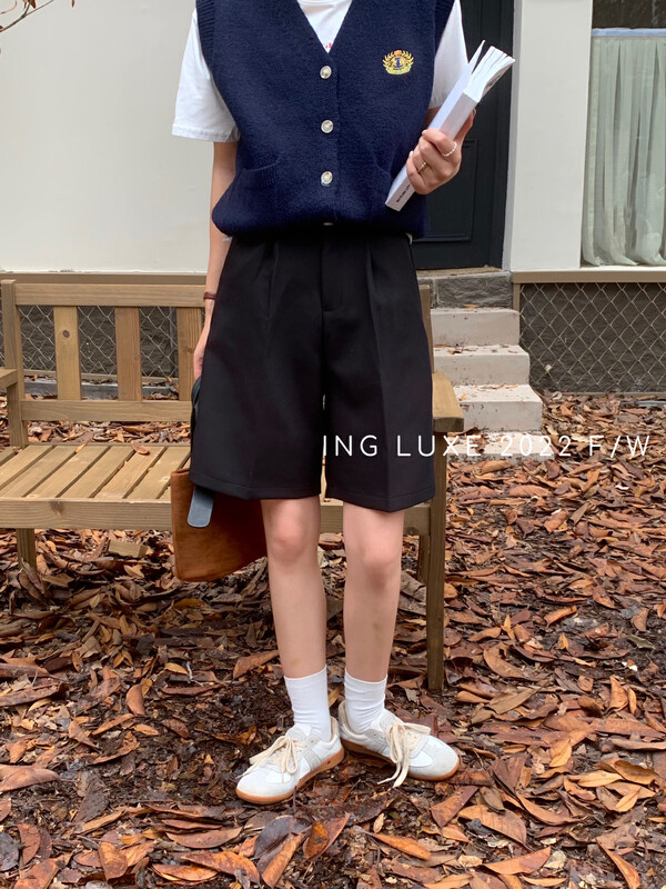 【ING】High waist all-match wide straight casual shorts (with belt) 8078