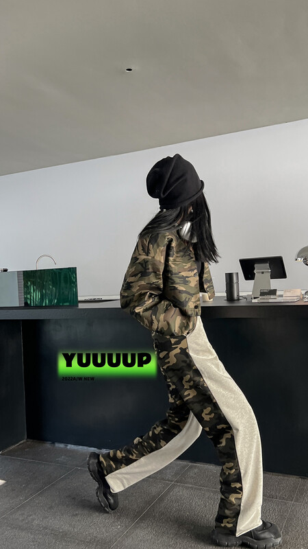【 FISH YU 】Camouflage stitching casual straight sweatpants casual pants 622573# CQW
