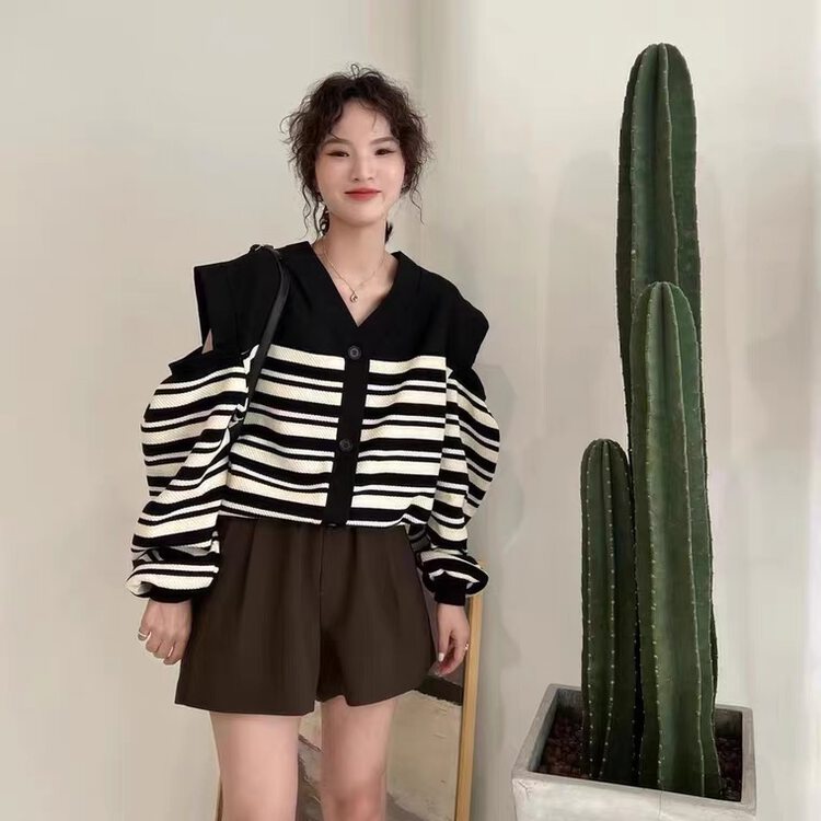 New in autumn!【SUSAN】Korean striped off-shoulder knitted cardigan 91012# LSW