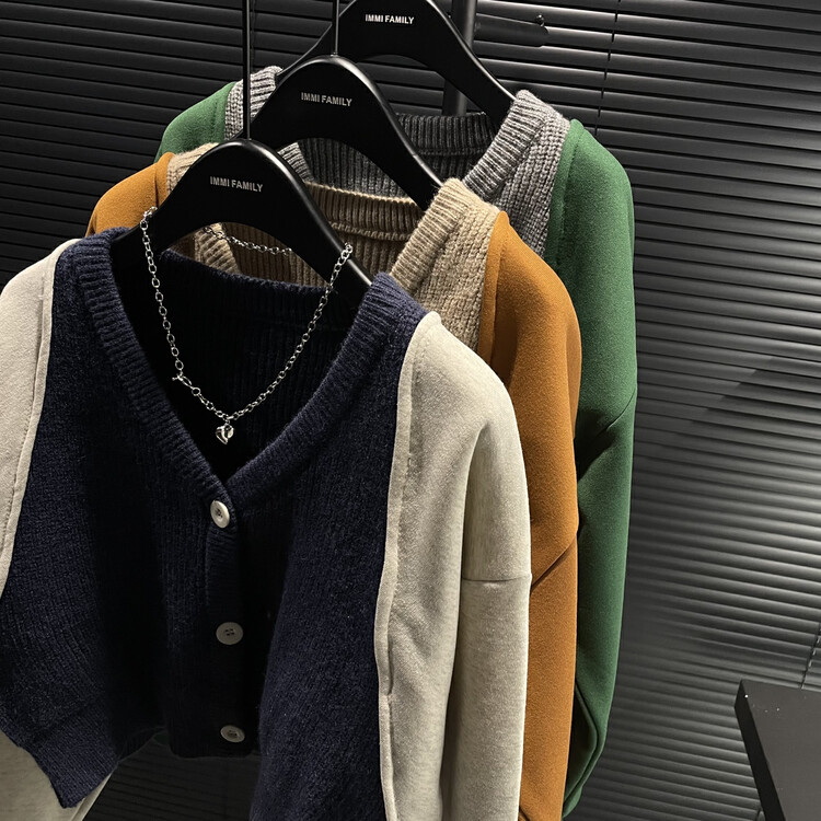 [RAINBOW] Explosive color contrast knitted sleeve short sweater 7039
