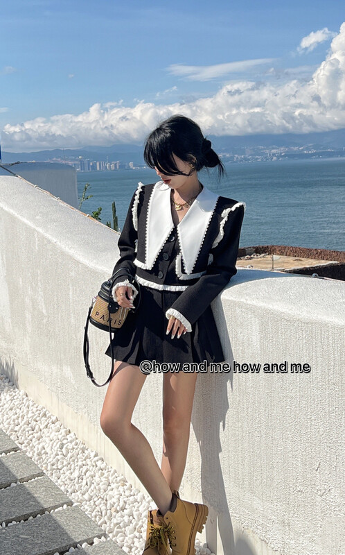 New in early autumn!【 HOW AND ME Cheng Xi】Heavy industry raw edge stitching lapel short coat + age-reducing all-match pleated half-body suit 5033# CQW
