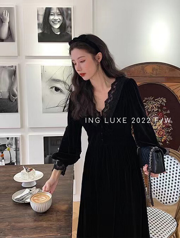 【ING】French retro lace stitching velvet dress 9252