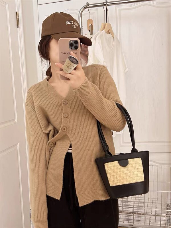 New in autumn!【SUSAN】Korean knitted sweater with diagonal buttons 81595# LSW