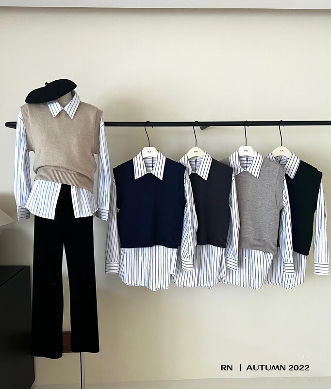 Autumn is new! [R N] Korean version of the college style casual striped long-sleeved shirt + sleeveless knitted vest suit 82908# L