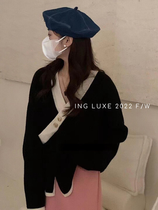 【ING】Vintage contrast color niche slit sweater w3776