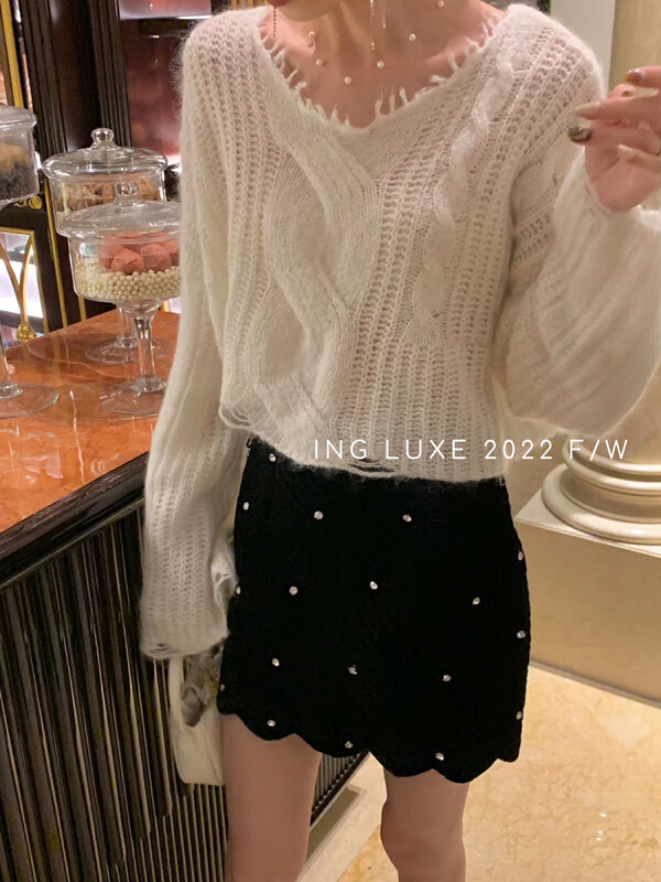 【ING】Lazy torn edge soft waxy twist sweater w3789