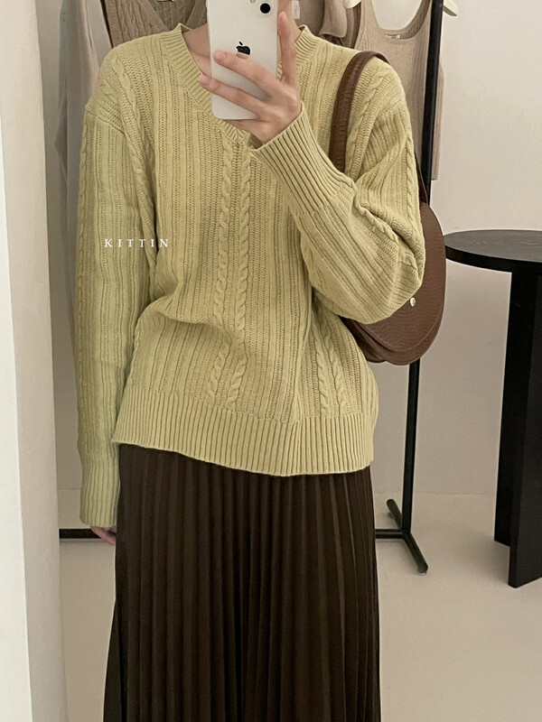 【KITTIN】Korean style age-reducing V-neck sweater 1375