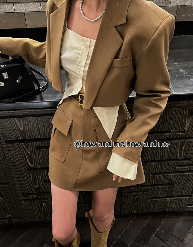 Autumn is new!【 HOW AND ME Cheng Xi】Korean style square collar shirt + short short jacket + pocket skirt suit (with belt) 5092# CQW