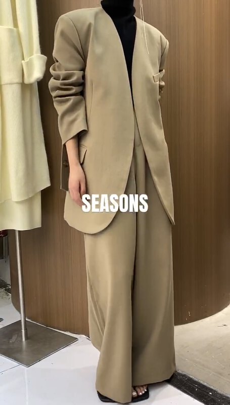 New in autumn! [SEASONS] V-neck loose all-match suit 66168-1# XYJ