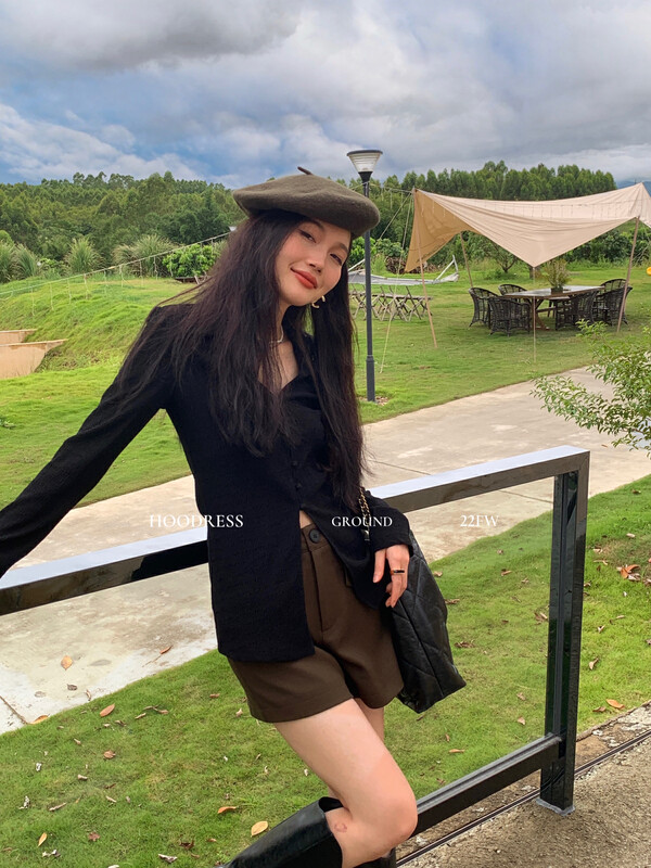 Autumn is new! [Fire HOODRESS] Korean version of the textured slit design casual shirt 22429# JHY
