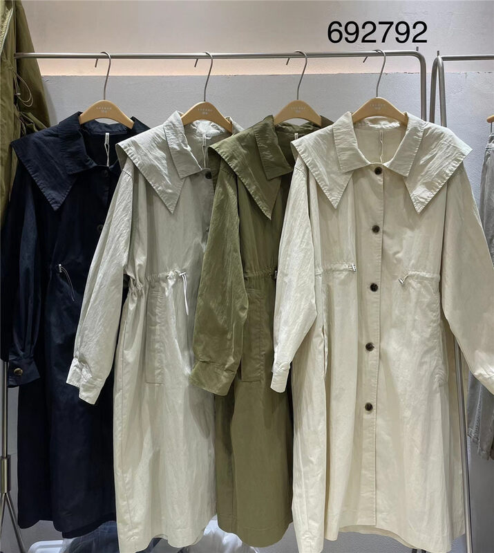 New in autumn! [TWENTY printed wood] single-breasted textured fashion trench coat 692792# L