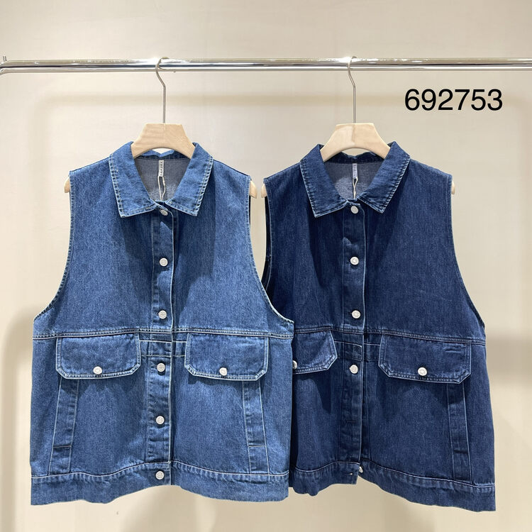 New in autumn! [TWENTY printed wood] single-breasted sleeveless comfortable vest 692753# L