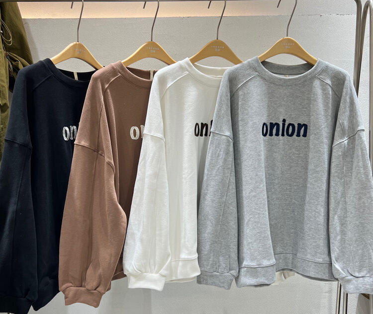New in autumn! [TWENTY printed wood] letter comfortable pullover all-match sweater 692802# L