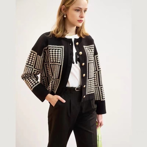PPH French single niche 3000+ round neck retro sesame bottom houndstooth jacquard knitted cardigan coat on the cabinet