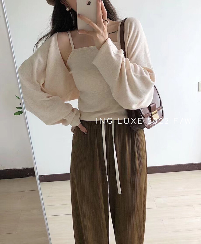 【ING】Simple temperament hot girl outside with suspender suit w3732