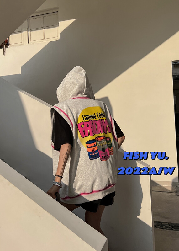 【 FISH YU 】Hand-painted spray paint back printed double-sided composite fabric hooded sweater vest 22522# CQW