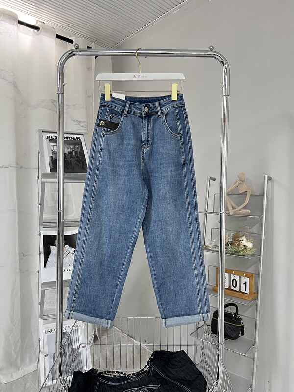 Original price 77.83! New in autumn! [M8 denim] loose and versatile casual jeans J52139-3# JHY