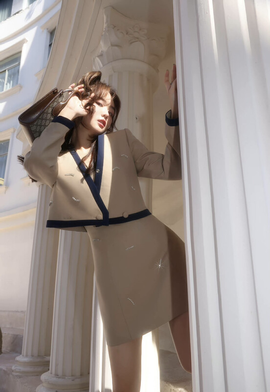 [ALLA EMELIA] Niche Haute Couture Camel Beaded Design Vest Skirt Jacket Suit T2157