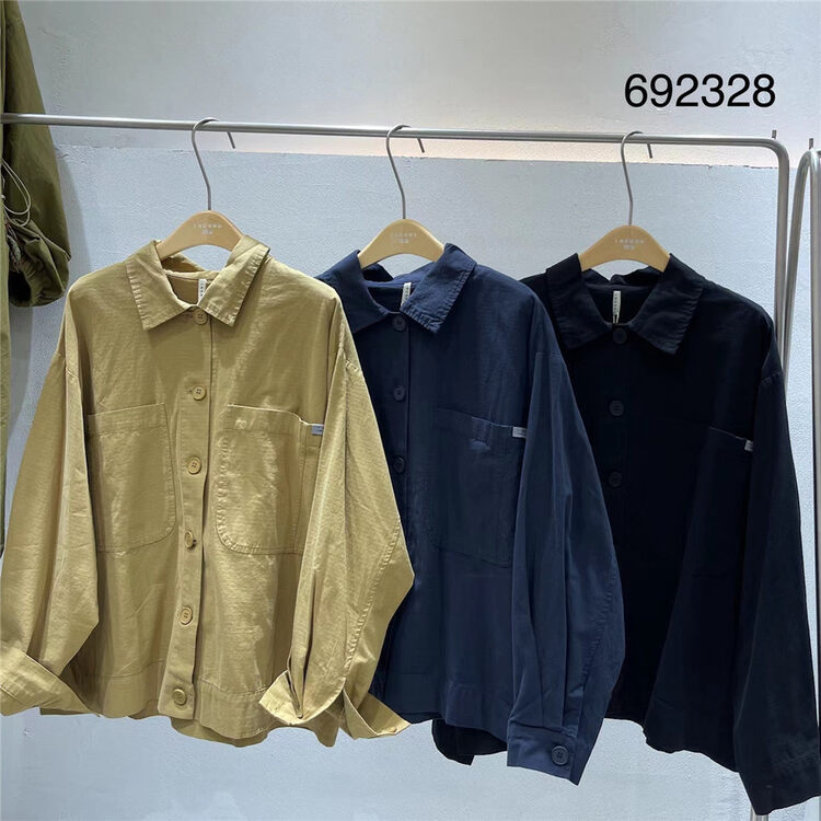 New in autumn! [TWENTY printed wood] single-breasted textured comfortable all-match shirt 692328# L