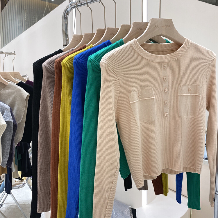 New in early autumn! [Fire Music] Fashionable and simple slim round neck all-match knitted sweater 1305# WTT