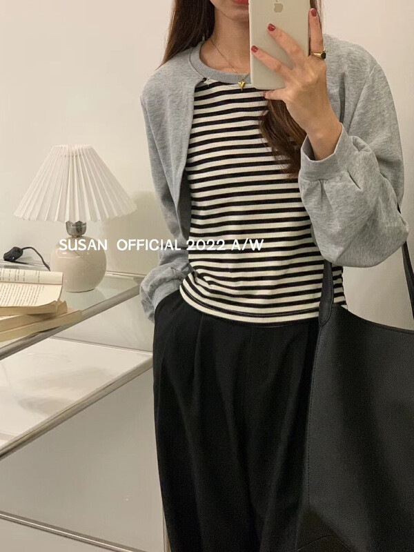 New in autumn!【SUSAN】Korean fake two-piece striped sweater 81512# LSW