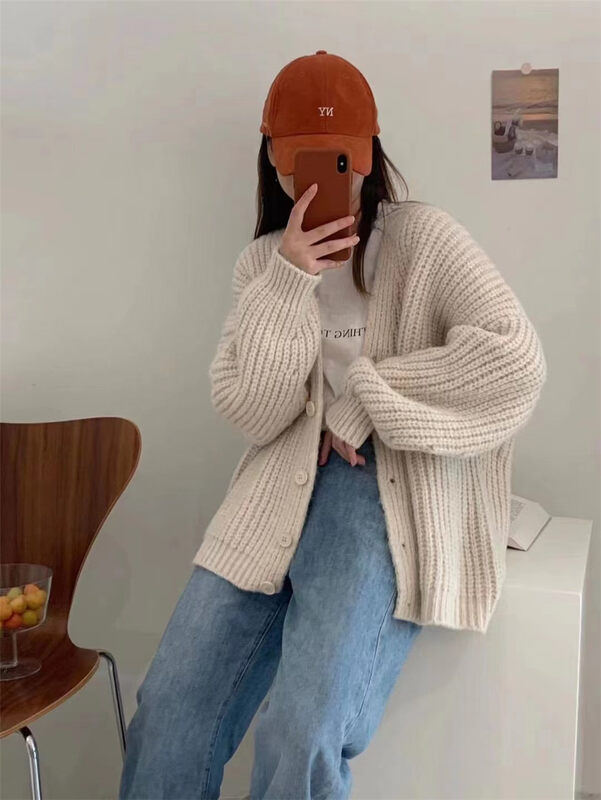 New in autumn!【SUSAN】Korean Lazy V-neck Breasted Knit Cardigan 81885# LSW