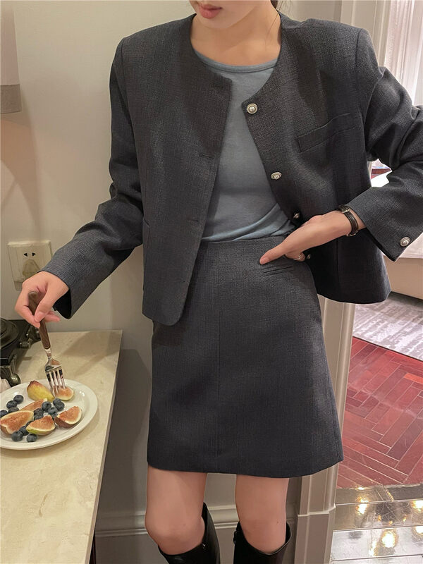 New in autumn!【FEIDING】Solid color all-match texture high waist skirt YS7-6611# CLS