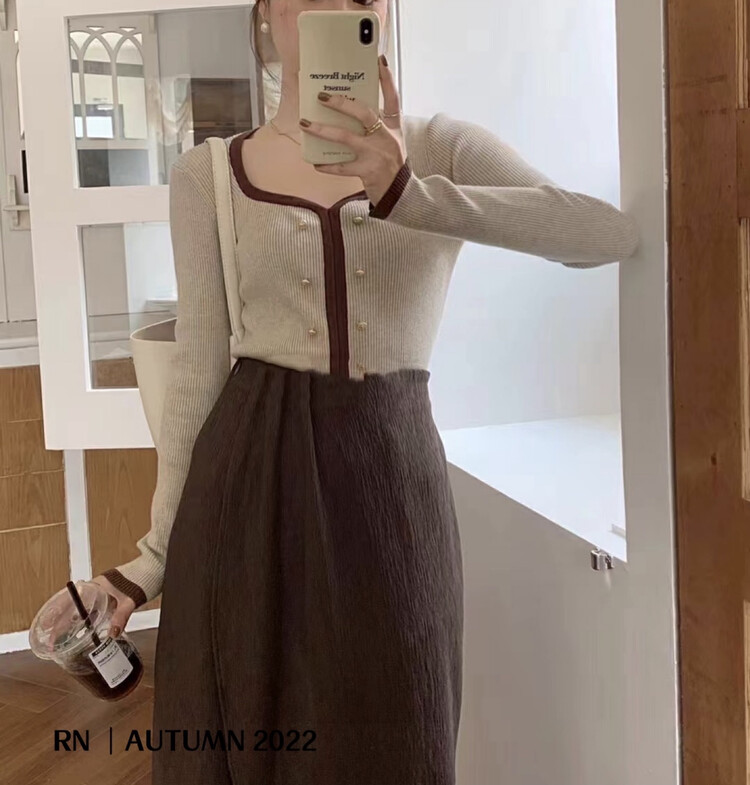 New in autumn! [R N] Korean style square neck sweater 82080# L