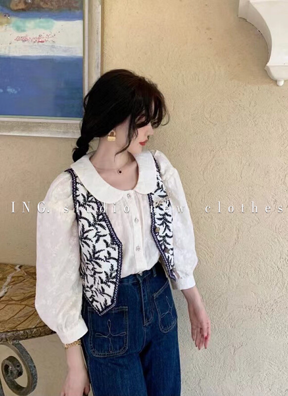 [ING] Retro Flower Romantic Doll Collar Shirt 9259