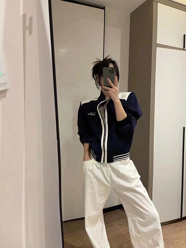 [RAINBOW] Explosive style shoulder rubbing contrast color stitching leather handsome short coat 08385
