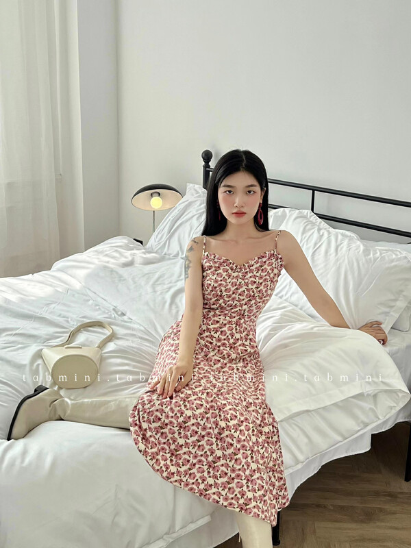 New in early autumn! [TABMINI] floral temperament suspender dress Q11055-A# WPL