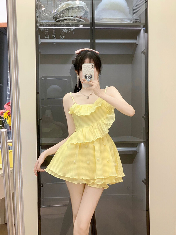 【ALALA EMELIA】Ruffled Double Hem Mini Skirt Set Beading Craft with Bud Pants T1851A